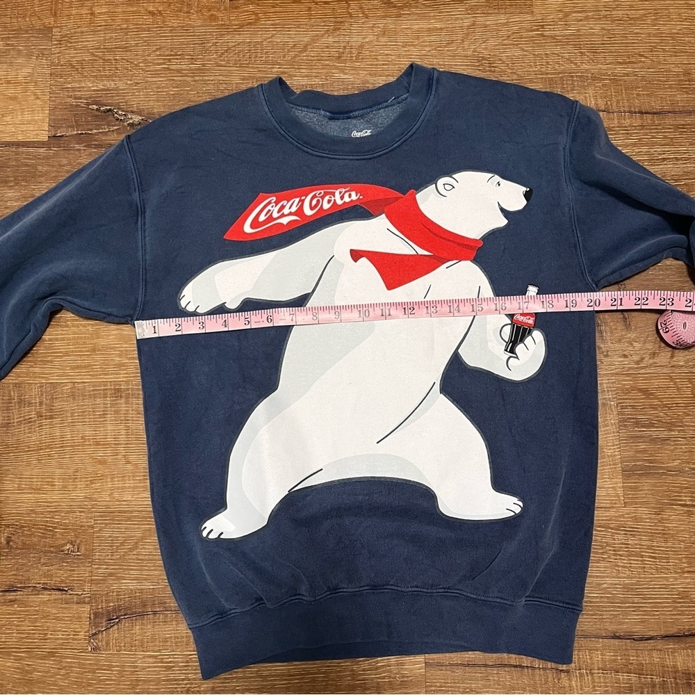 PACSUN Coca Cola Polar Bear Crewneck Sweater Size Small NWT - Picture 6 of 8